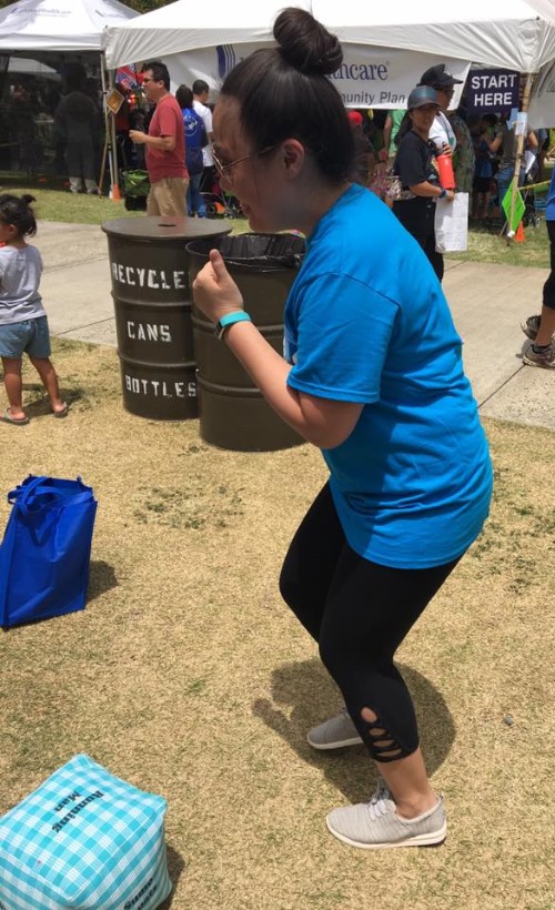 Keiki that stopped by our booth rolled our activity dice to exercise for a prize. Kids who completed exercises like jumping jacks, pineapple pick-ups, and running place, won a frisbee. 